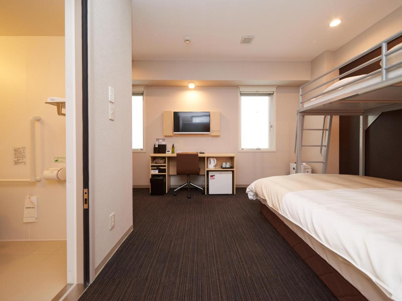 Super Hotel Jr Nara Ekimae Sanjo Dori Esterno foto