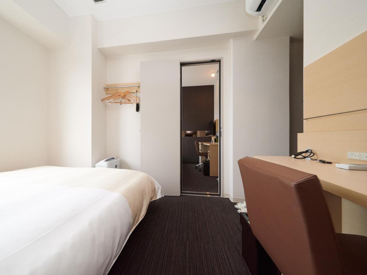 Super Hotel Jr Nara Ekimae Sanjo Dori Esterno foto